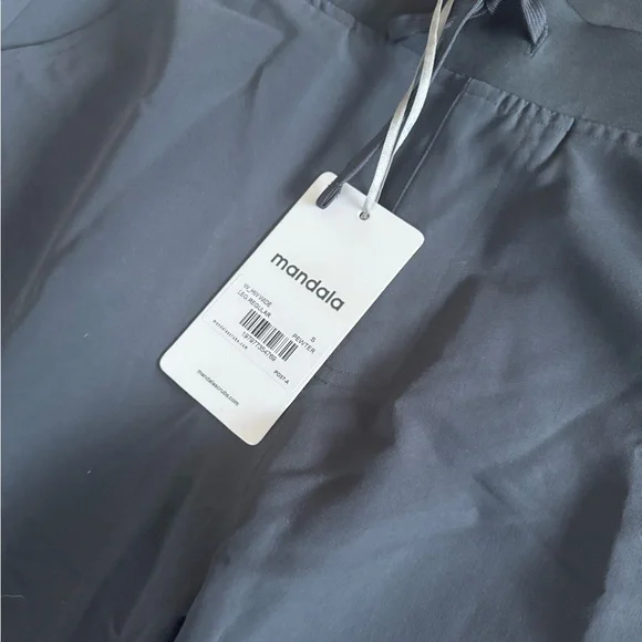 Mandala Scrubs NWT - Picture 2 of 7